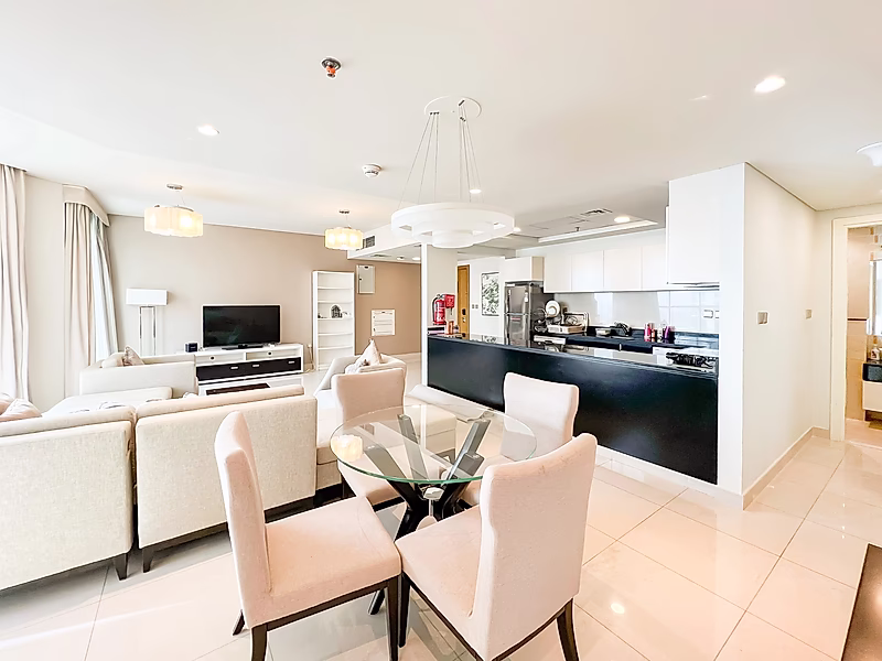 Hot Deal | Marina District | Stunning 2BR Apartment - Photo 3
