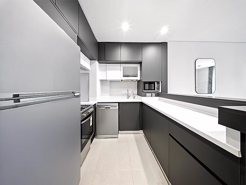 2 Bedrooms 3 bathrooms - Lusail Marina - Ready and Rented-Best price on the market - Photo 8