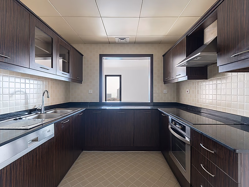 RARE 2BR OPPORTUNITY IN PORTO ARABIA FOR SALE - Photo 5