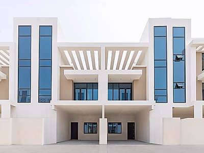 Townhouse 3BR + Maid | Private Pool | 300 SQM | 2 Parking | Yasmeen City – Lusail | Resale with Payment Plan Until Dec 2029