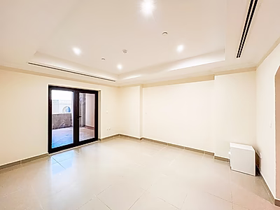 SPACIOUS AND MAINTAINED 1-BEDROOM APARTMENT | PORTO