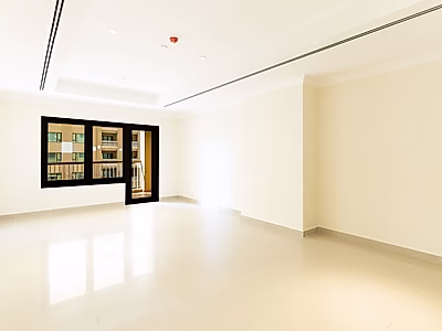 Contemporary 1BR + Office | Pearl Sea View
