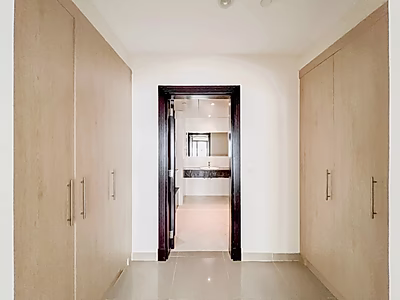 BRIGHT AND SPACIOUS 1-BEDROOM APARTMENT | PORTO