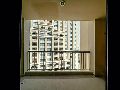 BRIGHT AND SPACIOUS 1-BEDROOM APARTMENT | PORTO