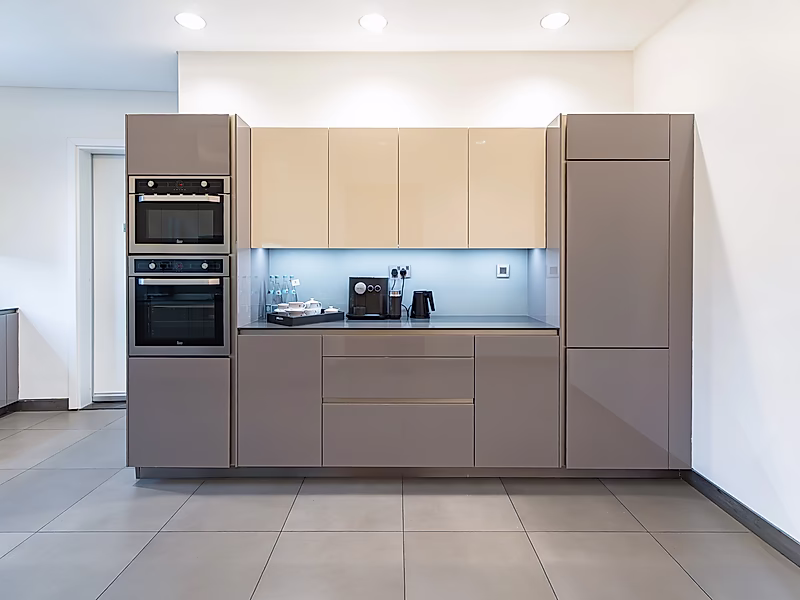 5-STAR 3BR+MAID LIVING IN MSHEIREB - Photo 10