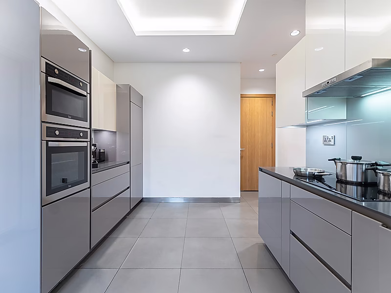 STYLISH 3BR+MAID PENTHOUSE | LUXURY LIVING WITH ALL BILLS COVERED - Photo 4