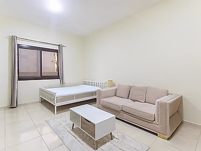 STYLISH STUDIO PRICED FOR SALE | FOX HILLS