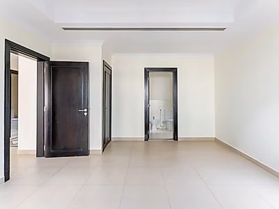 REFURBISHED 1BR+OFFICE MARINA & SEA VIEW