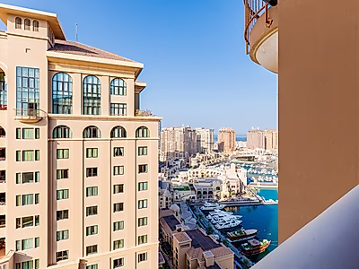 REFURBISHED 1BR+OFFICE MARINA & SEA VIEW