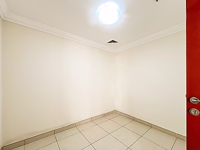 Title Deed Ready | Well-Maintained 1BR Pearl