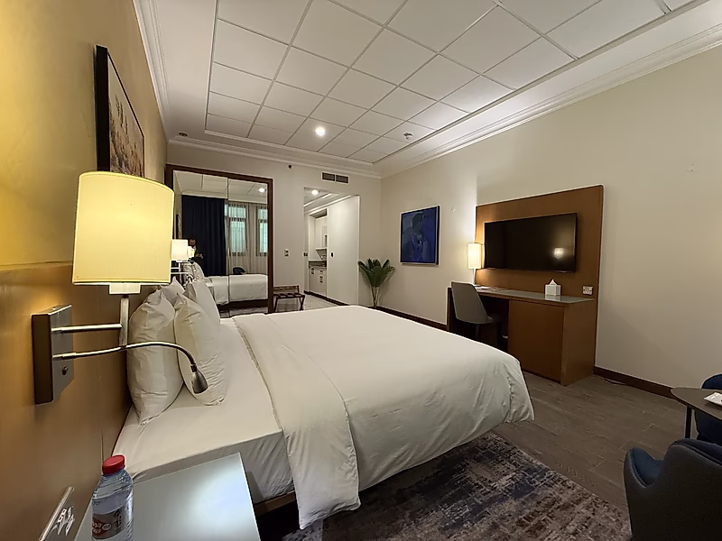 NEW STUDIO HOTEL APARTMENT BIN MAHMOUD - Photo 1