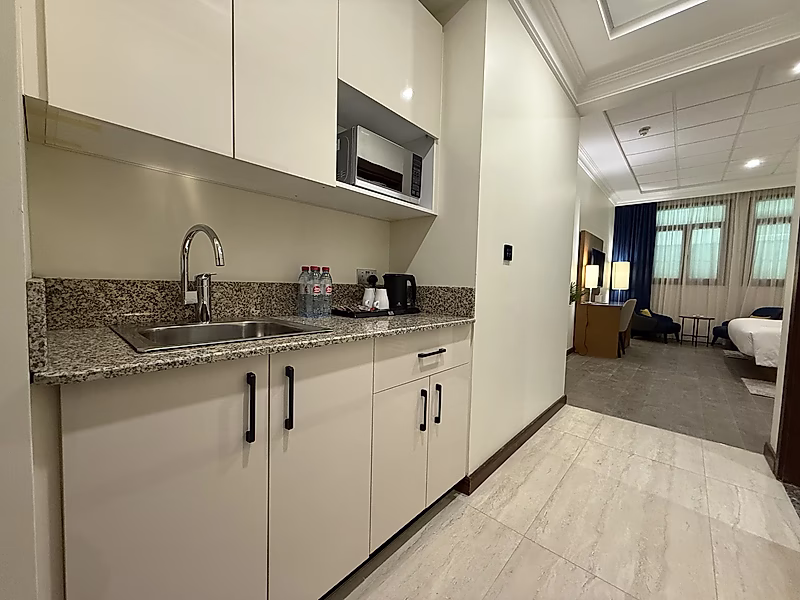 NEW STUDIO HOTEL APARTMENT BIN MAHMOUD - Photo 4