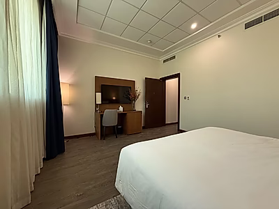 STYLISH 2BR HOTEL APARTMENT BIN MAHMOUD