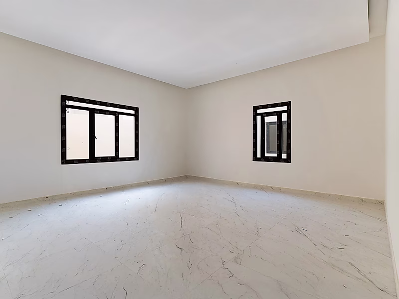Luxury Villa for Sale in Al Wukair – 9 Bedrooms + Basement - Photo 7