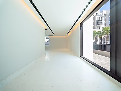 Iconic Ultra-Luxury Beachfront Villa of Unmatched Prestige