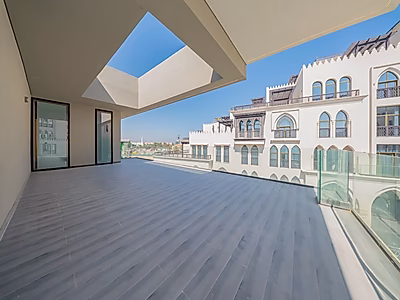 Iconic Ultra-Luxury Beachfront Villa of Unmatched Prestige