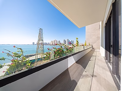 The Pearl Island Crown Villa — A Private Beachfront Masterpiece