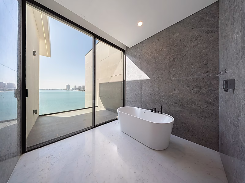 The Pearl Island Crown Villa — A Private Beachfront Masterpiece - Photo 38