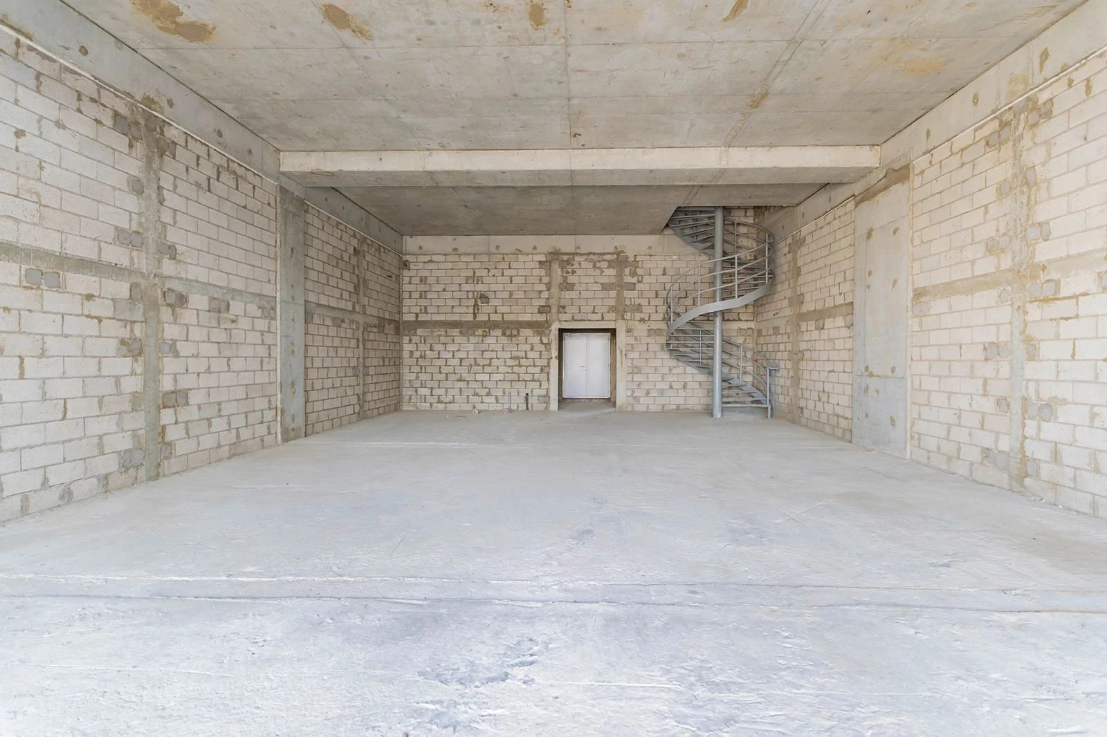 6 MONTHS FREE - BRAND NEW RETAIL SHOPS IN BIRKAT - Photo 1