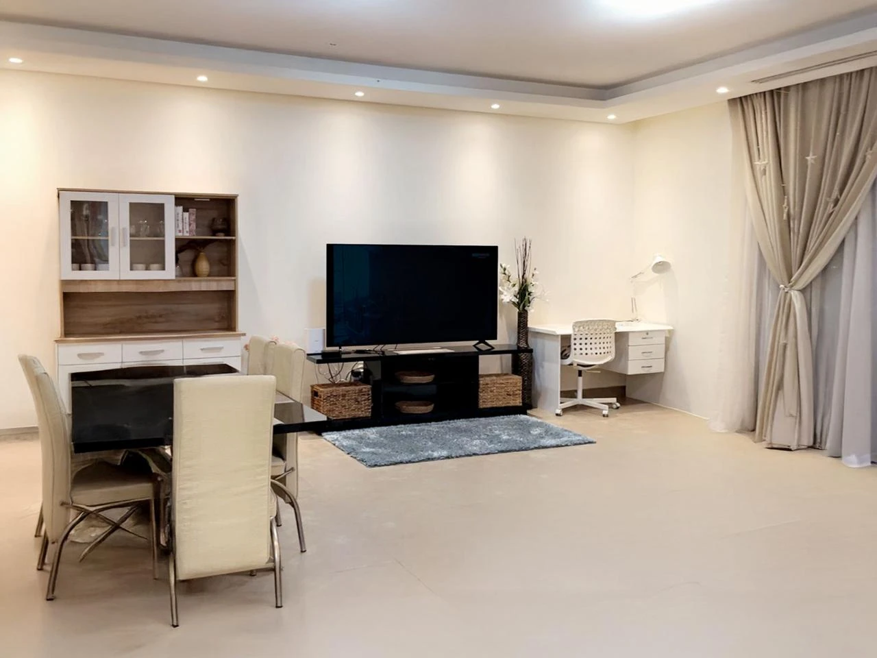 GREAT INVESMENT WITH TITLE DEED! CHARMING 2 BEDROOM | LUSAIL