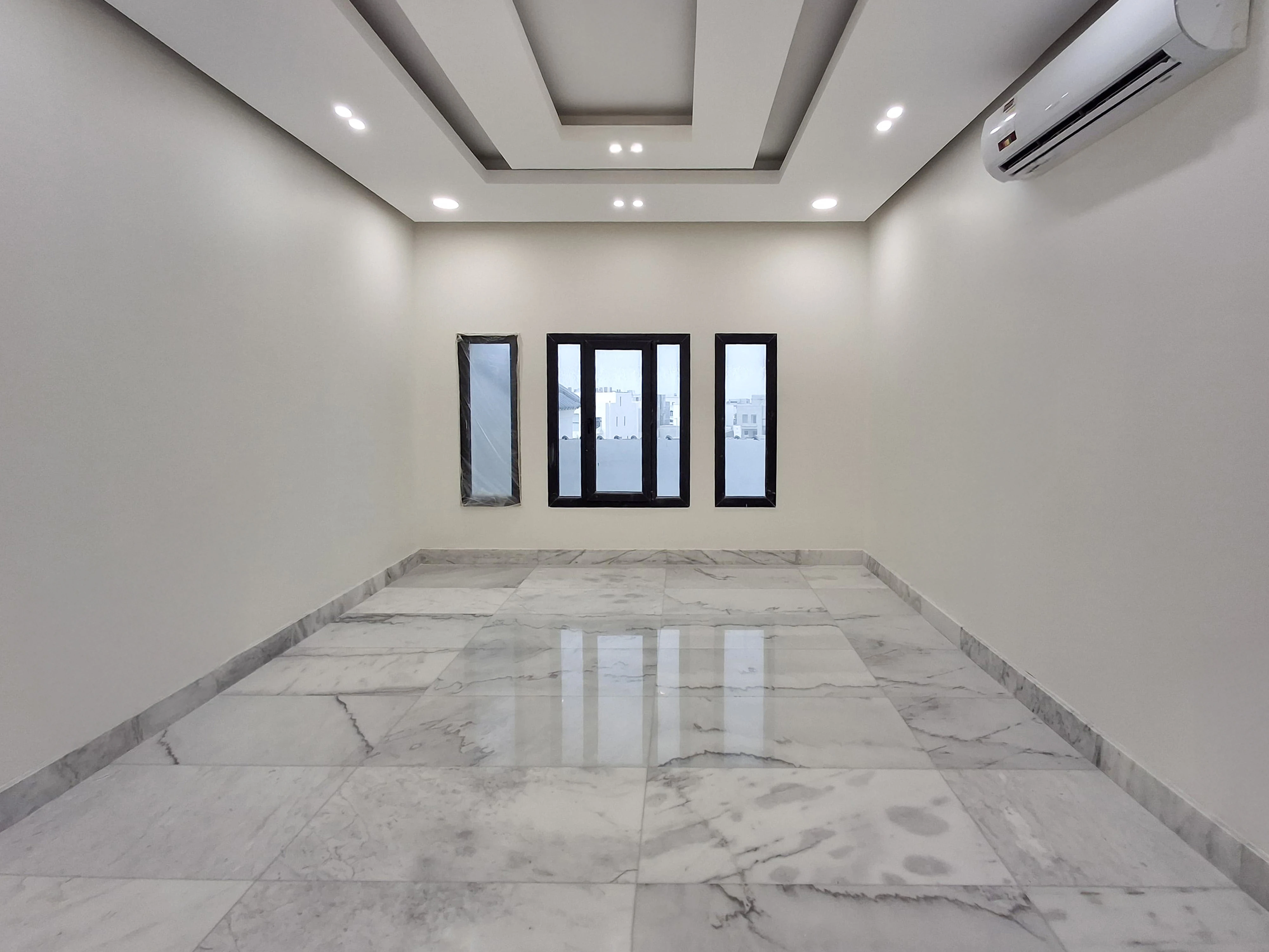 ESTATE OF ELEGANCE STANDALONE VILLA FOR SALE | LUSAIL - Photo 4