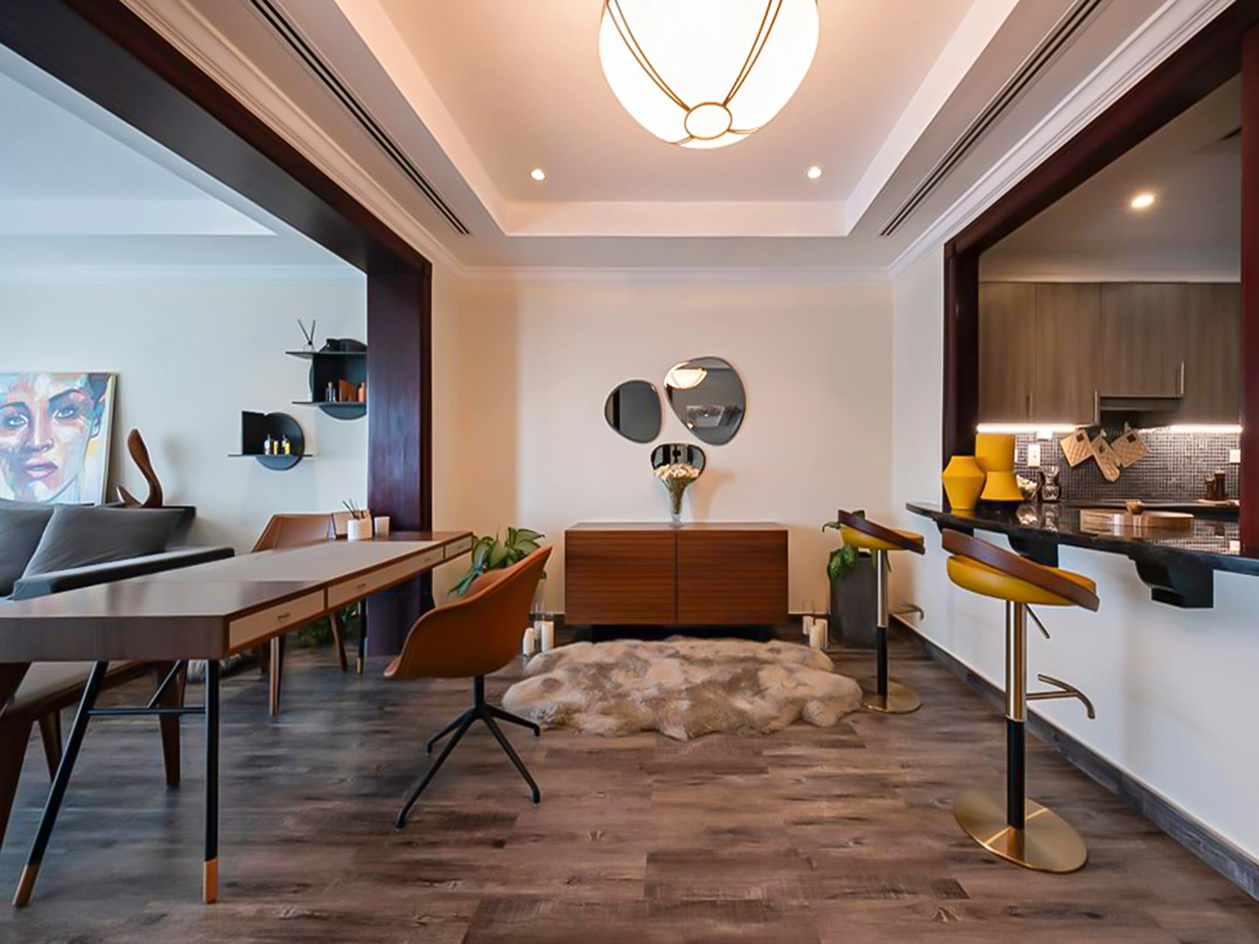 STYLISHLY REDFINED 1-BEDROOM TOWNHOUSE | MARINA VIEW | PORTO