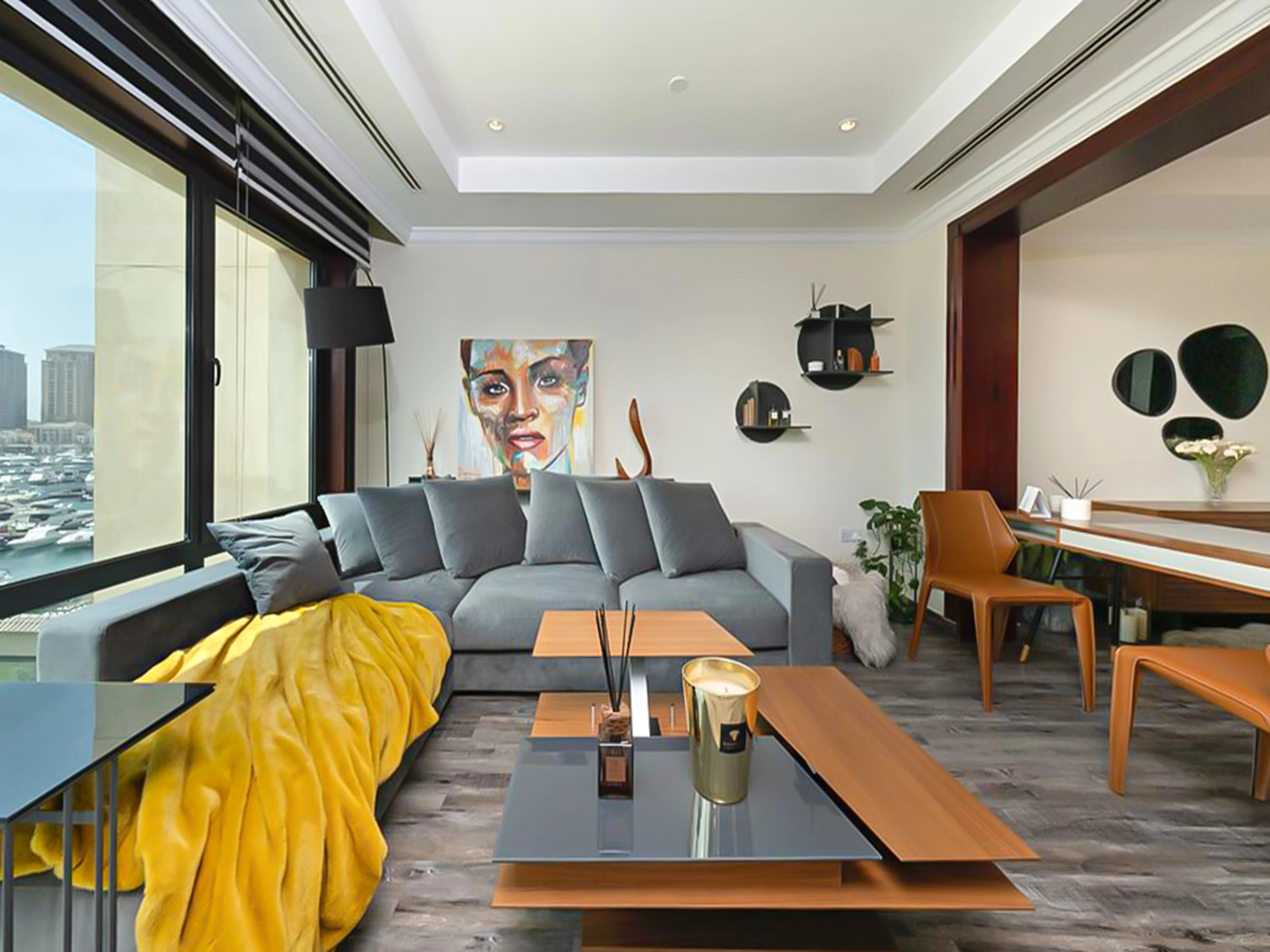 STYLISHLY REDFINED 1-BEDROOM TOWNHOUSE | MARINA VIEW | PORTO
