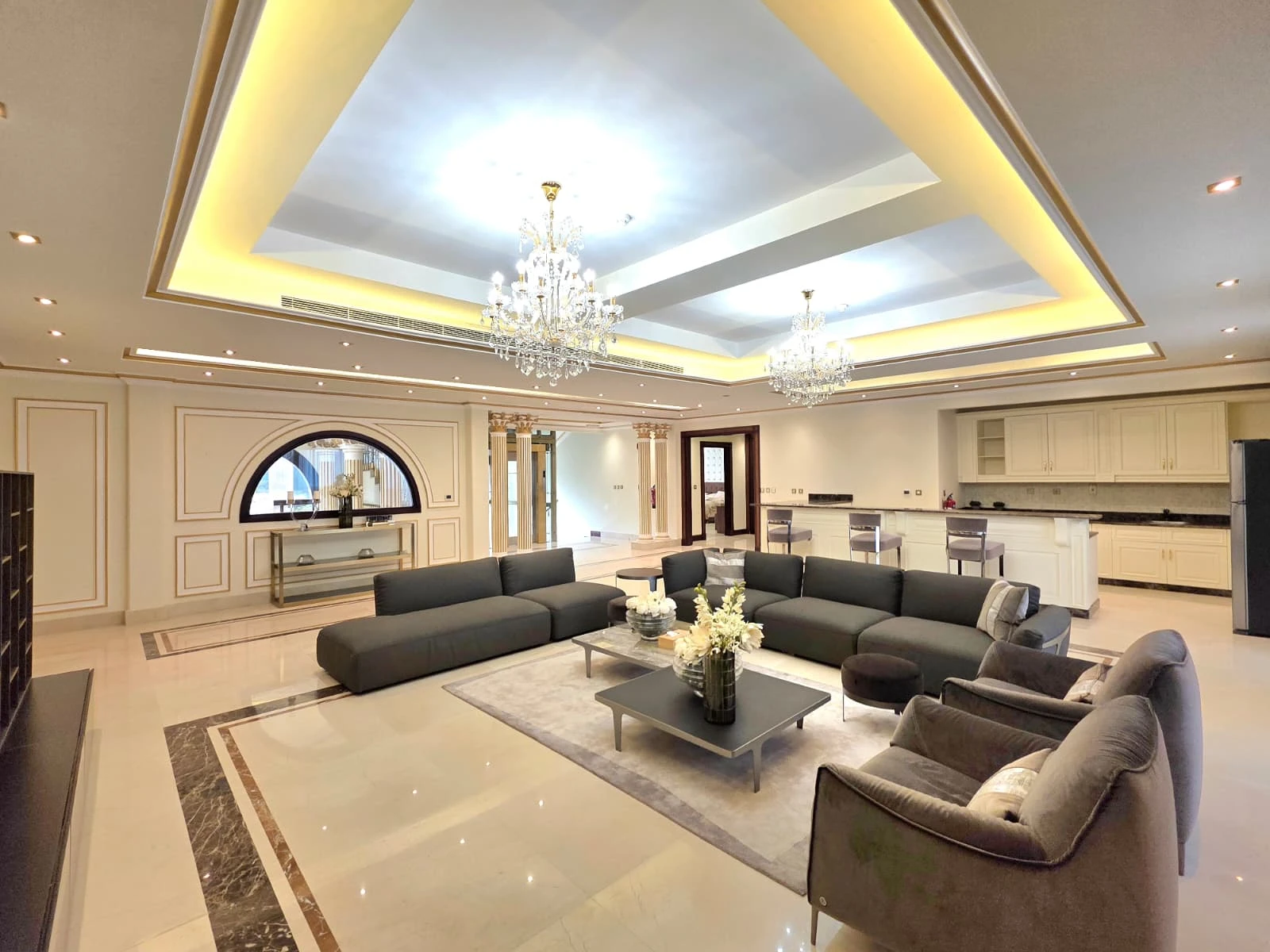 Royal Living in The Pearl-Qatar | Private Palace with Beach Access & Ultimate Privacy - Photo 10