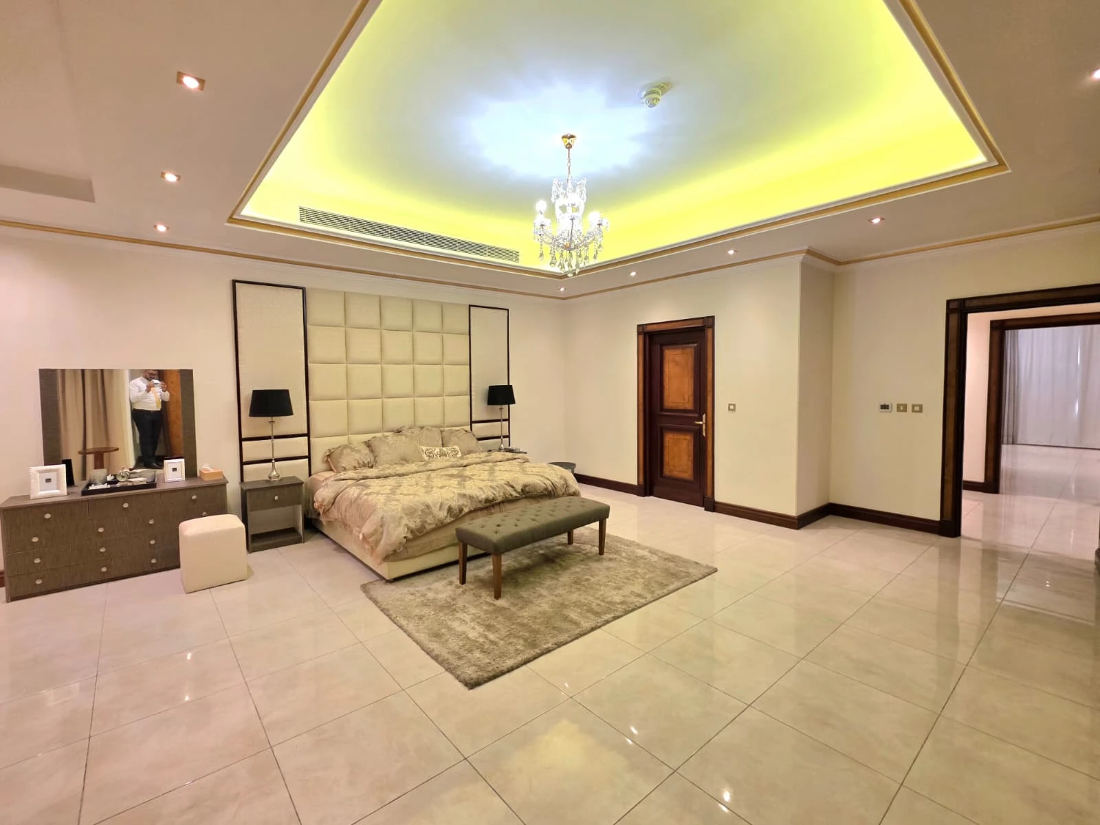 Royal Living in The Pearl-Qatar | Private Palace with Beach Access & Ultimate Privacy - Photo 21
