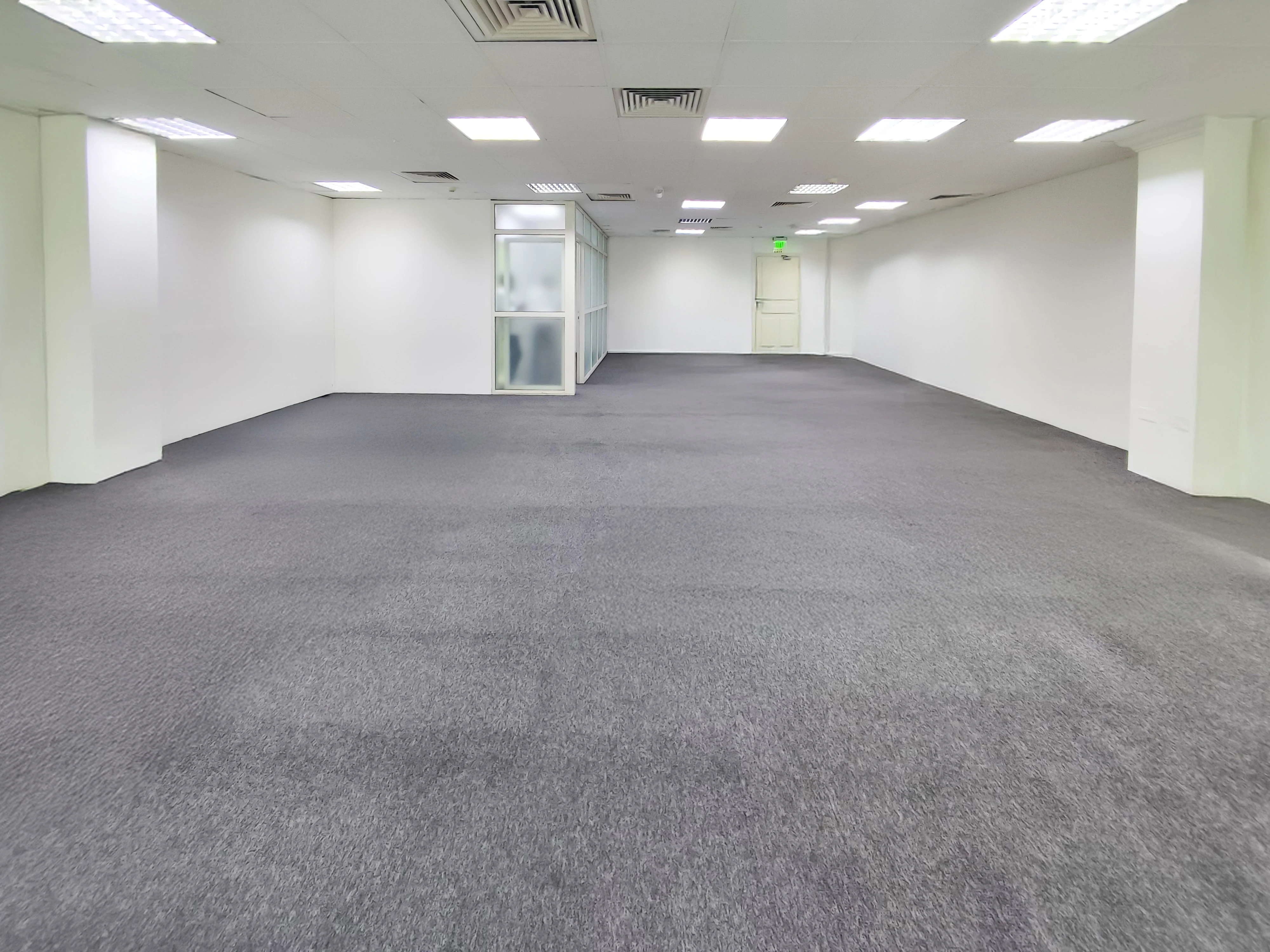 Elegant Office Space | Old Airport | 131 sqm - Photo 1