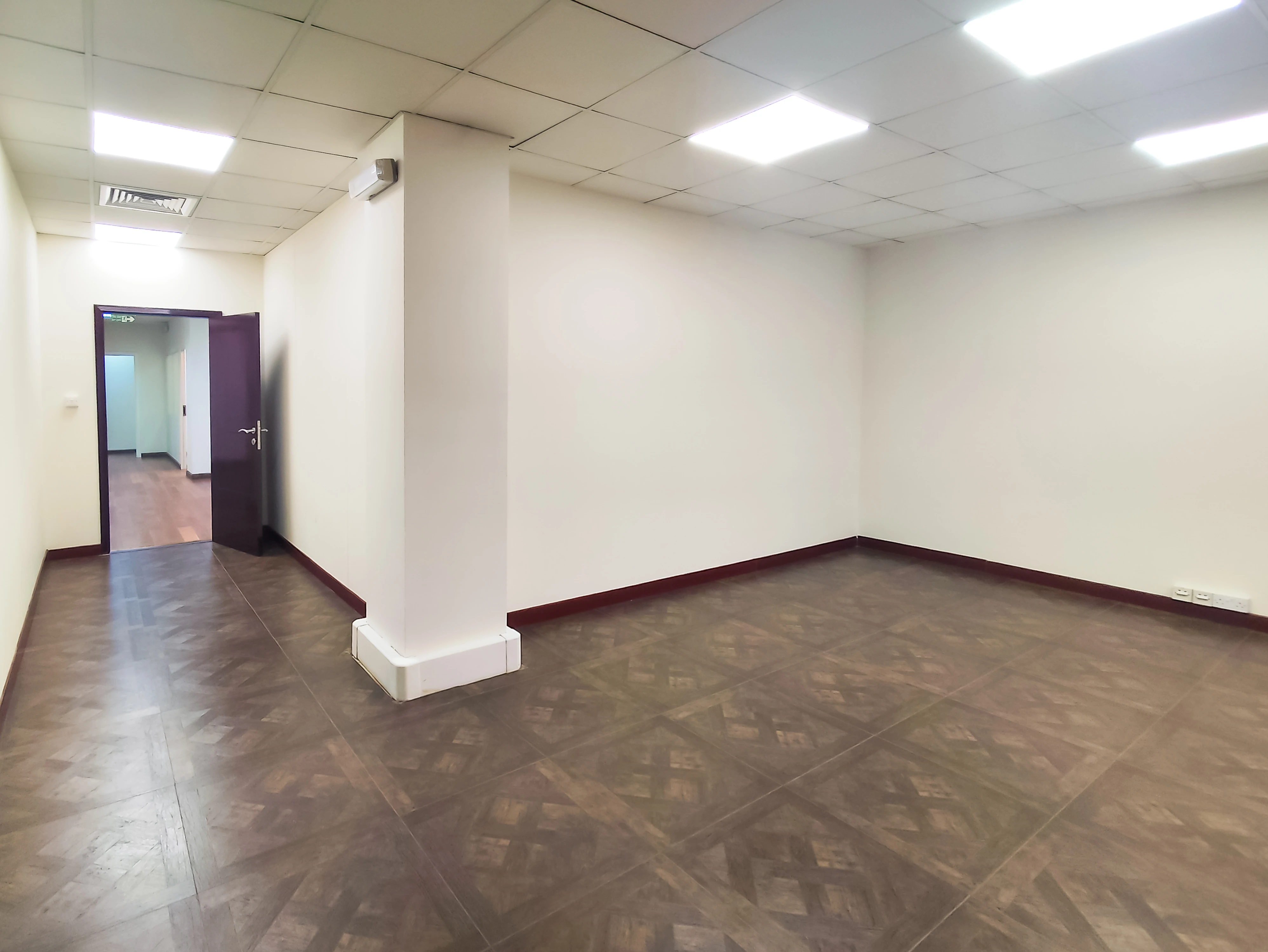 540 sqm Prime Office Location | Al Hilal C Ring
