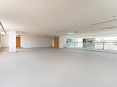 Prime Retail Shop | Al Sadd Main Street