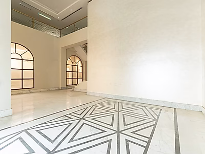 Prime Retail Shop | Al Sadd Main Street