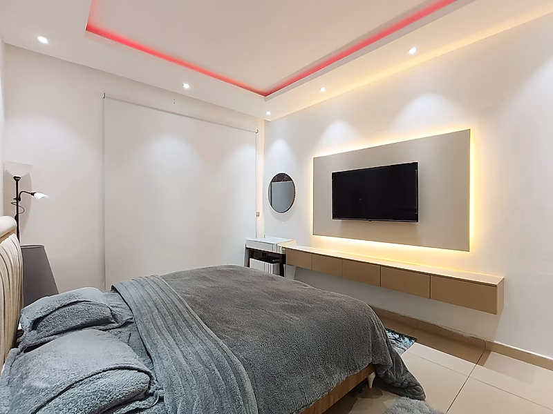Luxurious 1-Bedroom Apartment in Lusail - Photo 3