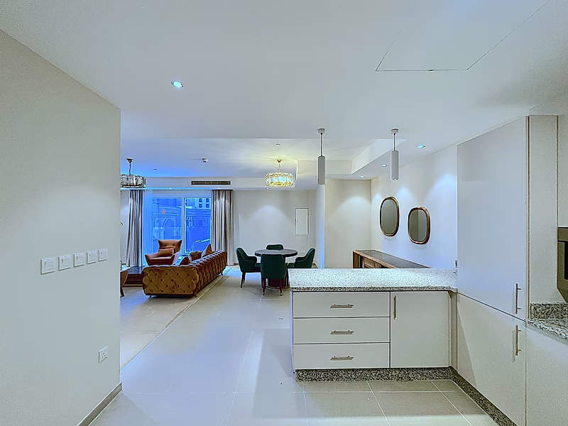 BEST INVESTMENT | LARGE 1 BEDROOM APARTMENT NEAR VENDOME MALL - Photo 3
