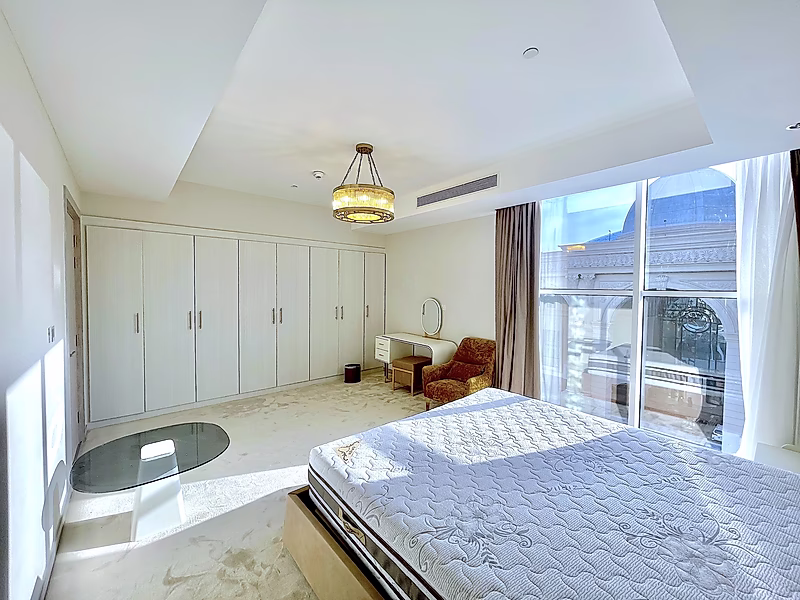 BEST INVESTMENT | LARGE 1 BEDROOM APARTMENT NEAR VENDOME MALL - Photo 20