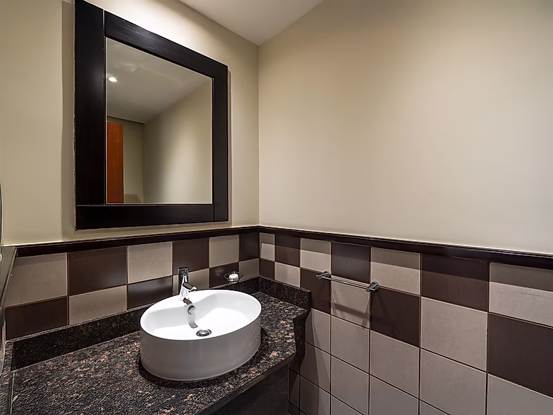 Premium 3BR + Maid Apartment | Serviced Living - Photo 6