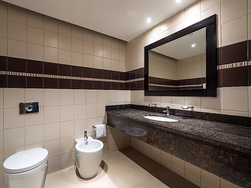 Premium 3BR + Maid Apartment | Serviced Living - Photo 12