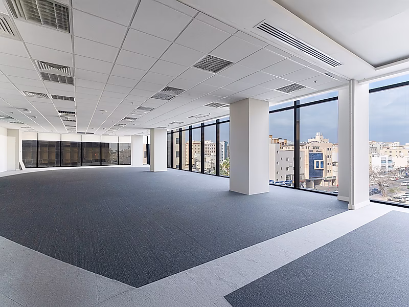 Ready-to-Move Premium Office in Old Airport Area | Luxury Tower | 529 sqm - Photo 1