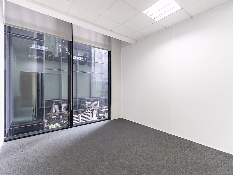 Ready-to-Move Premium Office in Old Airport Area | Luxury Tower | 529 sqm - Photo 9