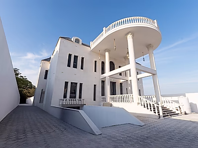 EXQUISITE PALACE | ELITE LUXURY VILLA IN LUSAIL WATERFRONT