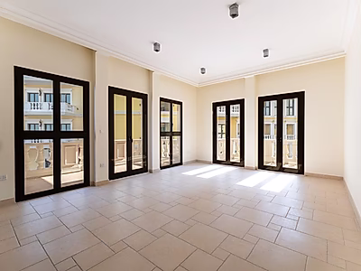STYLISH LIVING | LUXURY 3 BEDROOM APARTMENT | PEARL