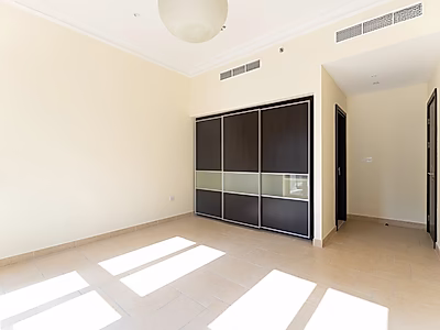 STYLISH LIVING | LUXURY 3 BEDROOM APARTMENT | PEARL
