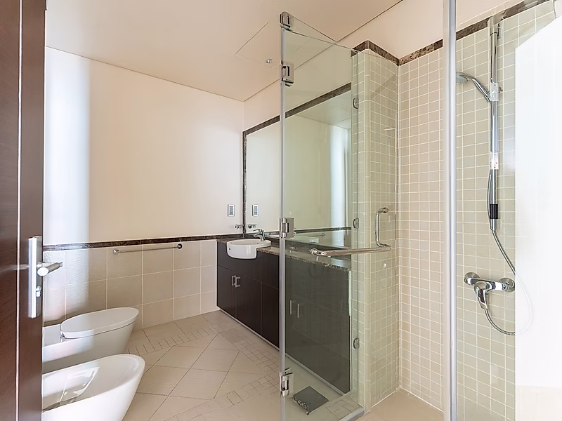 STYLISH LIVING | LUXURY 3 BEDROOM APARTMENT | PEARL - Photo 11