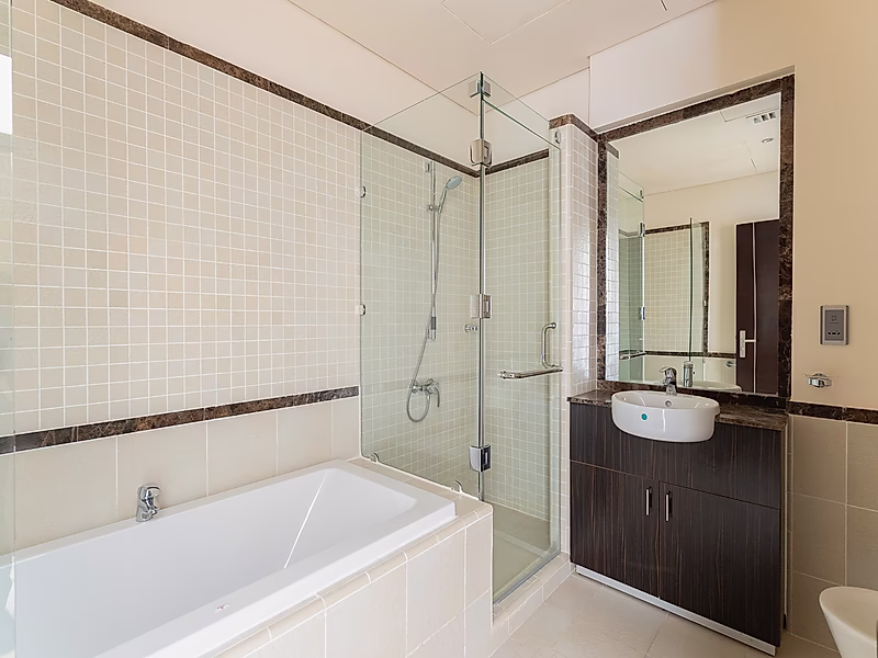 STYLISH LIVING | LUXURY 3 BEDROOM APARTMENT | PEARL - Photo 12