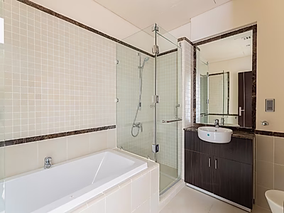 STYLISH LIVING | LUXURY 3 BEDROOM APARTMENT | PEARL