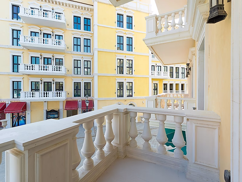 STYLISH LIVING | LUXURY 3 BEDROOM APARTMENT | PEARL - Photo 16