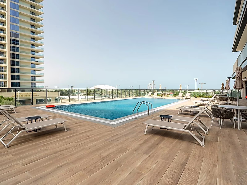 Luxurious 2BR + Maid Apartment with Stunning City Views - Photo 17
