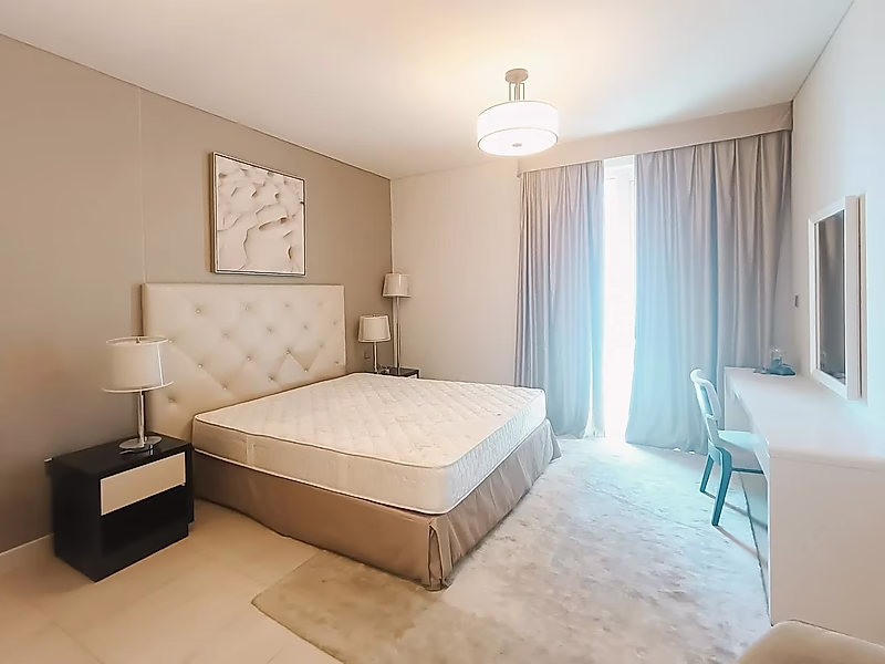 Luxury Furnished One-Bedroom Apartment for Sale in Marina Lusail – Ready Title Deed - Photo 6
