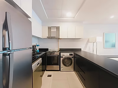 Luxury Furnished One-Bedroom Apartment for Sale in Marina Lusail – Ready Title Deed